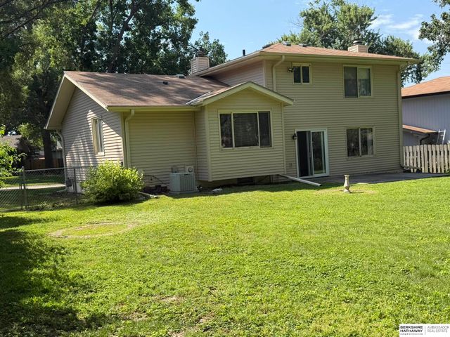6214 S 150 Street, Omaha, NE 68137