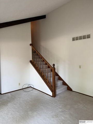 6214 S 150 Street, Omaha, NE 68137