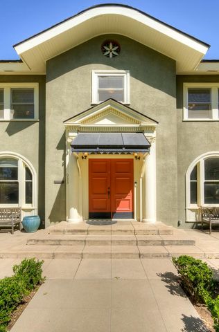 933 E Cambridge Avenue, Fresno, CA 93704