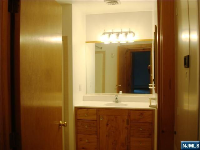 25 Boulevard 2nd Floor, Westwood, NJ 07675