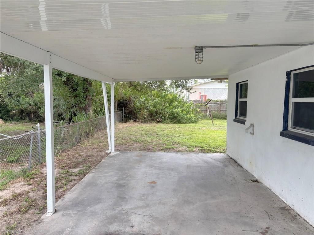 3751 Highland AVE, FORT MYERS, FL 33916 — photo 2