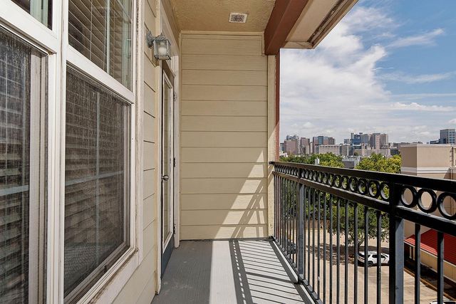 1711 Old Spanish Trail 443, Houston, TX 77054