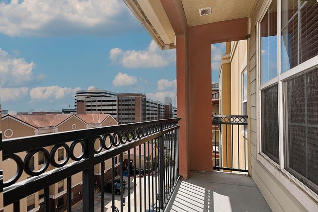 1711 Old Spanish Trail 443, Houston, TX 77054