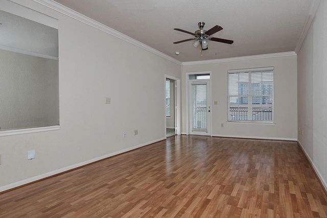 1711 Old Spanish Trail 443, Houston, TX 77054