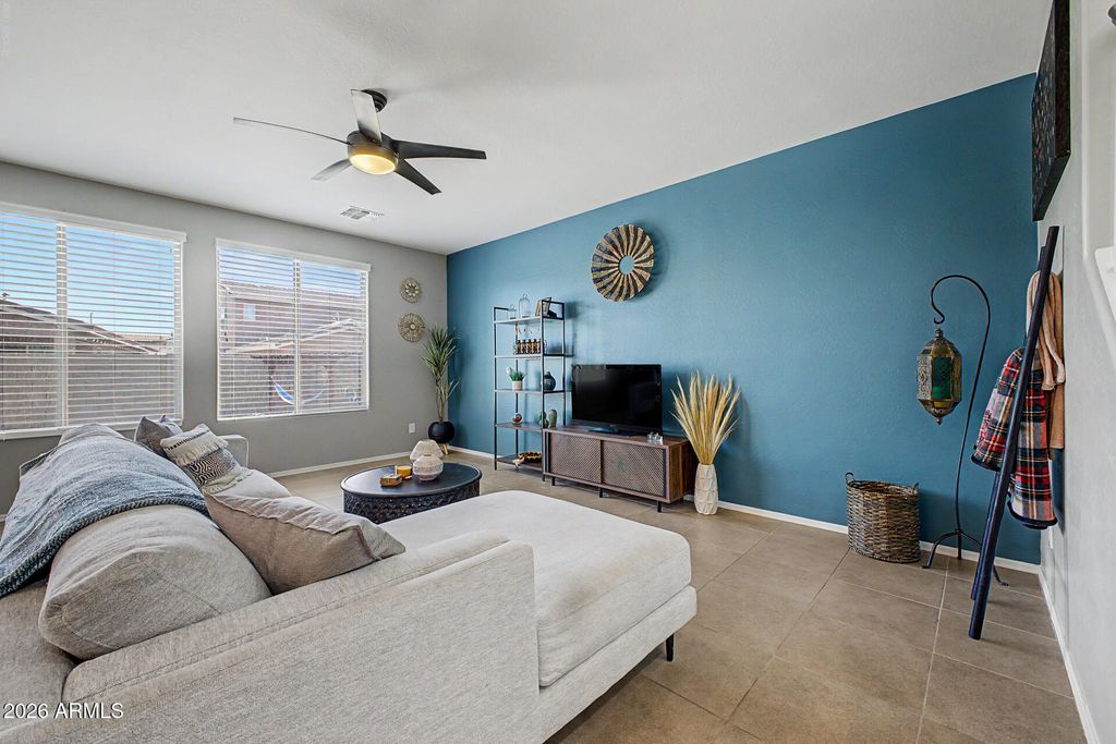 12119 W HIDE Trail, Peoria, AZ 85383 — photo 3