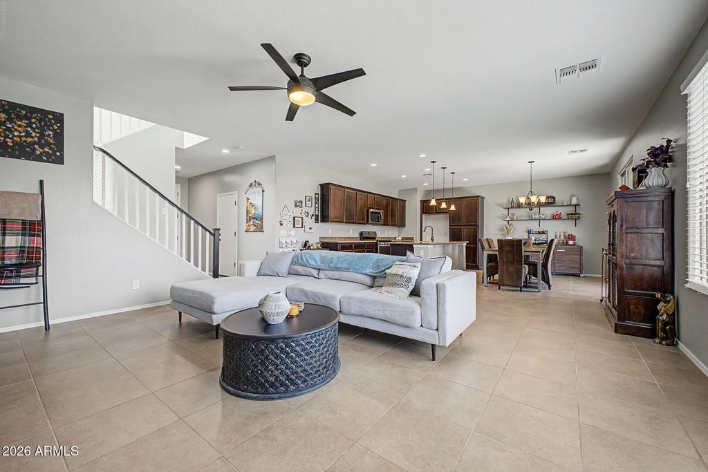 12119 W HIDE Trail, Peoria, AZ 85383 — photo 5