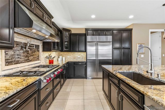 1600 Knotty Pine Way, Castle Rock, CO 80108