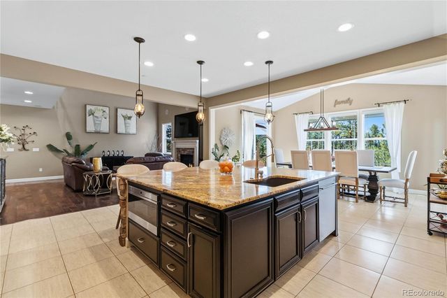 1600 Knotty Pine Way, Castle Rock, CO 80108
