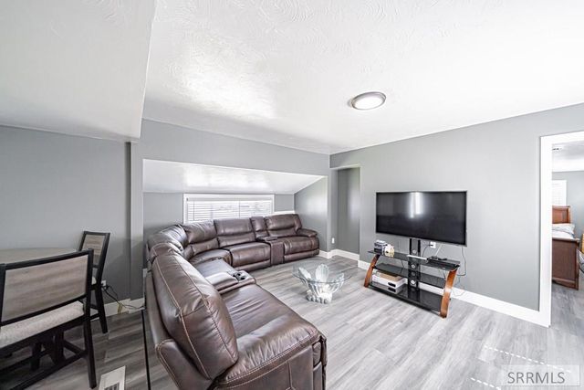 3490 E Elswood Drive, Idaho Falls, ID 83402