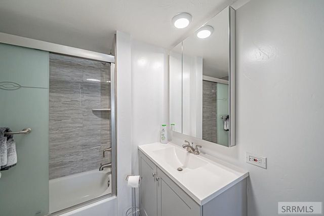 3490 E Elswood Drive, Idaho Falls, ID 83402