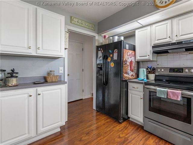 9 Brentwood Circle, Nitro, WV 25143