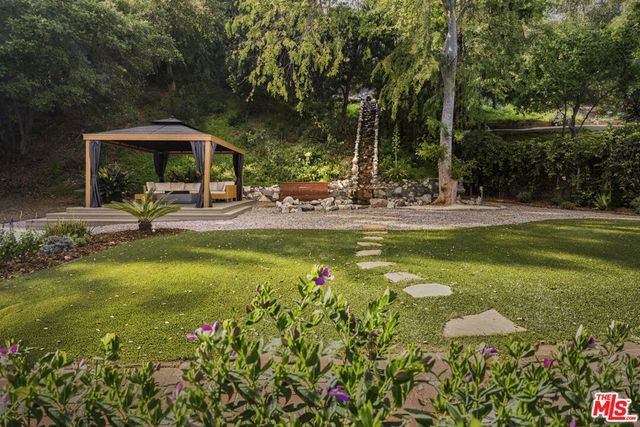 3633 Wrightwood Drive, Studio City, CA 91604