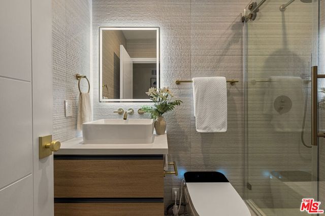 3633 Wrightwood Drive, Studio City, CA 91604