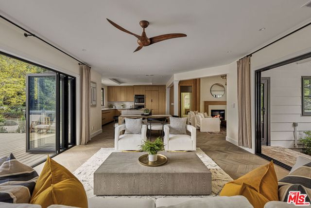 3633 Wrightwood Drive, Studio City, CA 91604