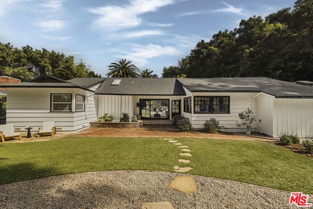 3633 Wrightwood Drive, Studio City, CA 91604