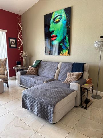 7451 S Aragon Boulevard 5, Sunrise, FL 33313