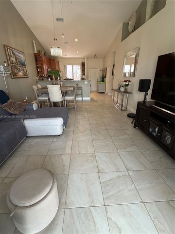 7451 S Aragon Boulevard 5, Sunrise, FL 33313