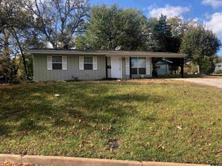 2443 Holley, Tyler, TX 75701