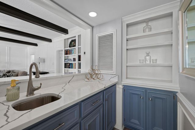 5218 Marble Gate Lane, Houston, TX 77069