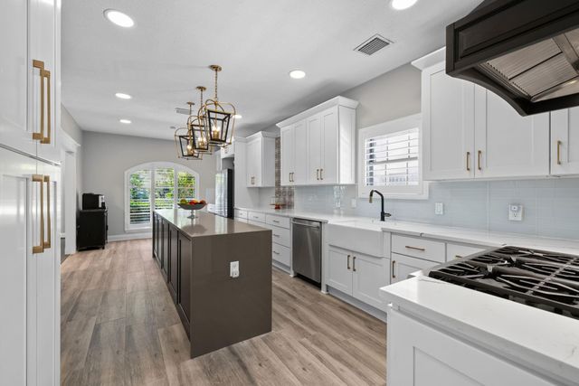 5218 Marble Gate Lane, Houston, TX 77069