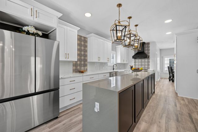 5218 Marble Gate Lane, Houston, TX 77069