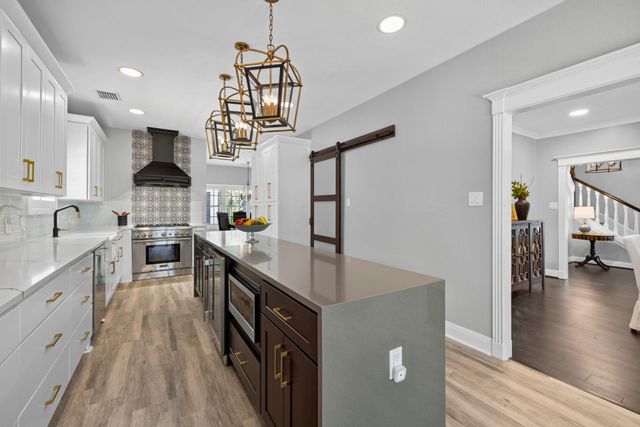 5218 Marble Gate Lane, Houston, TX 77069