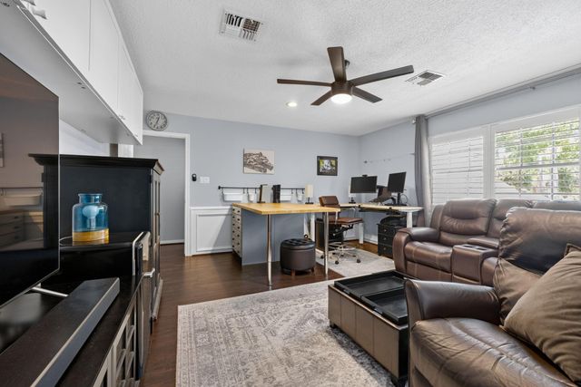 5218 Marble Gate Lane, Houston, TX 77069