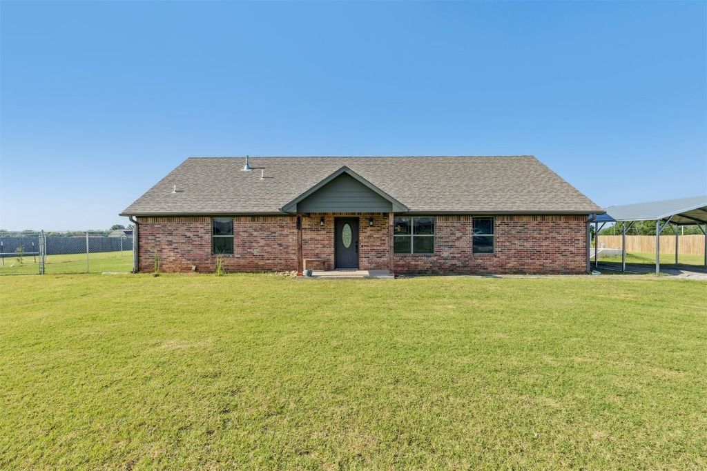 43059 Hazel Dell Road, Meeker, OK 74855