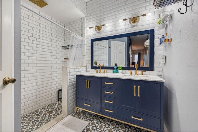 6400 46TH AVENUE N 20, Kenneth City, FL 33709