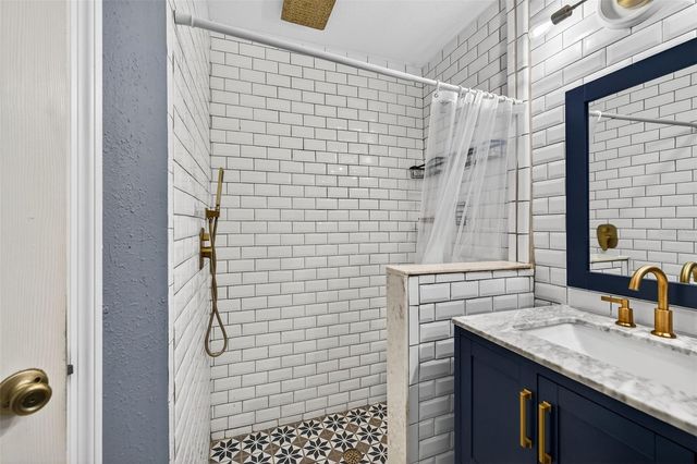 6400 46TH AVENUE N 20, Kenneth City, FL 33709