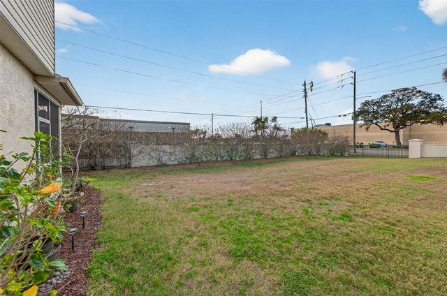 6400 46TH AVENUE N 20, Kenneth City, FL 33709