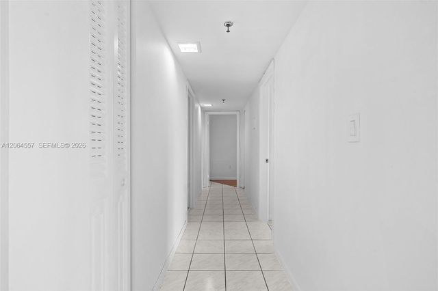 17500 N Bay Rd S508, Sunny Isles Beach, FL 33160