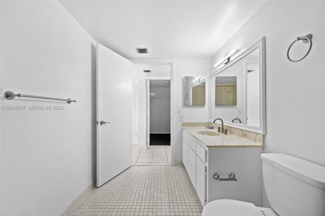 17500 N Bay Rd S508, Sunny Isles Beach, FL 33160