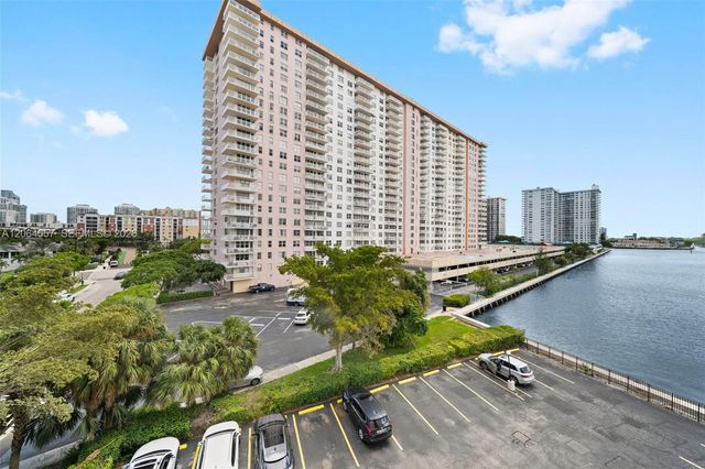 17500 N Bay Rd S508, Sunny Isles Beach, FL 33160