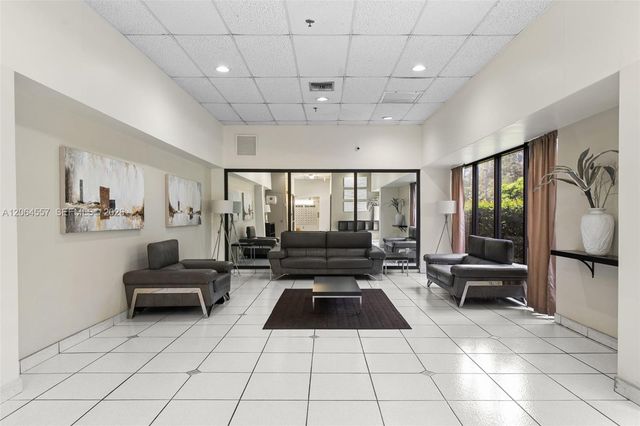 17500 N Bay Rd S508, Sunny Isles Beach, FL 33160
