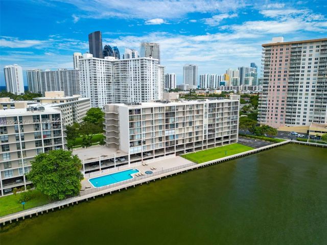 17500 N Bay Rd S508, Sunny Isles Beach, FL 33160