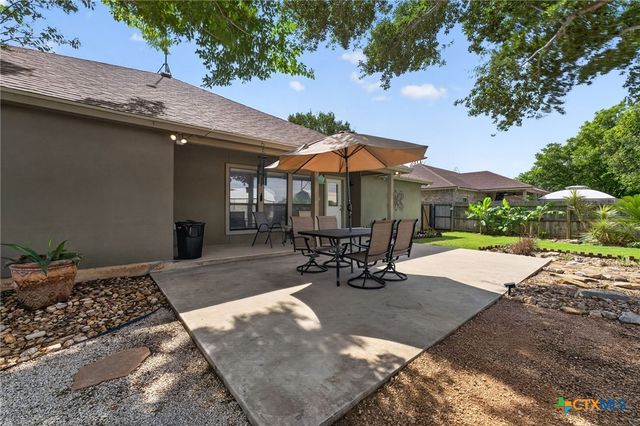 317 Yorktown, Pleasanton, TX 78064
