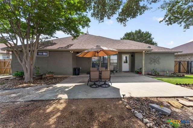 317 Yorktown, Pleasanton, TX 78064