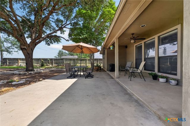 317 Yorktown, Pleasanton, TX 78064
