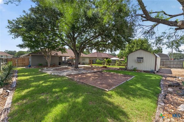 317 Yorktown, Pleasanton, TX 78064