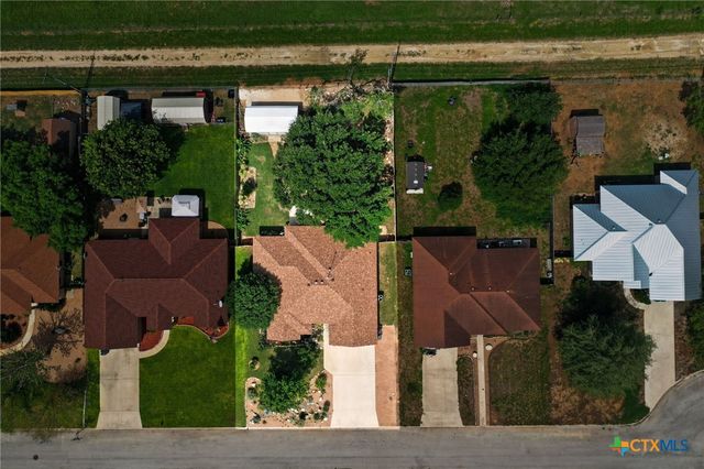 317 Yorktown, Pleasanton, TX 78064