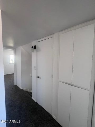 4332 W OCOTILLO Road 206, Glendale, AZ 85301