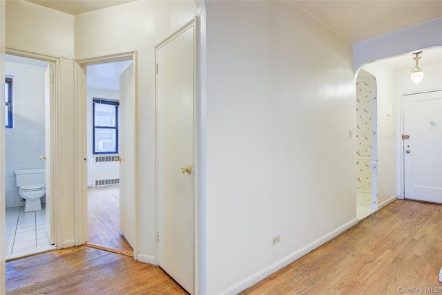 67-87 Booth Street 6J, Forest Hills, NY 11375