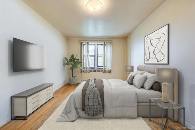 67-87 Booth Street 6J, Forest Hills, NY 11375