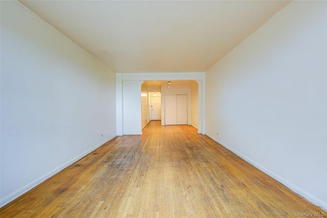 67-87 Booth Street 6J, Forest Hills, NY 11375