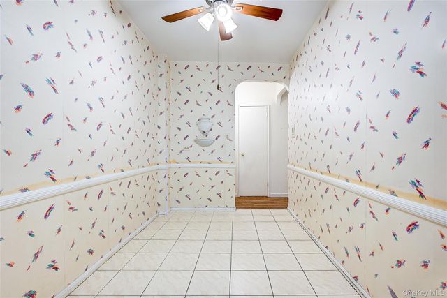 67-87 Booth Street 6J, Forest Hills, NY 11375