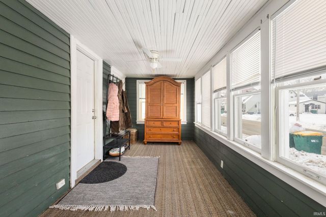 1016 Division Street, Mishawaka, IN 46545