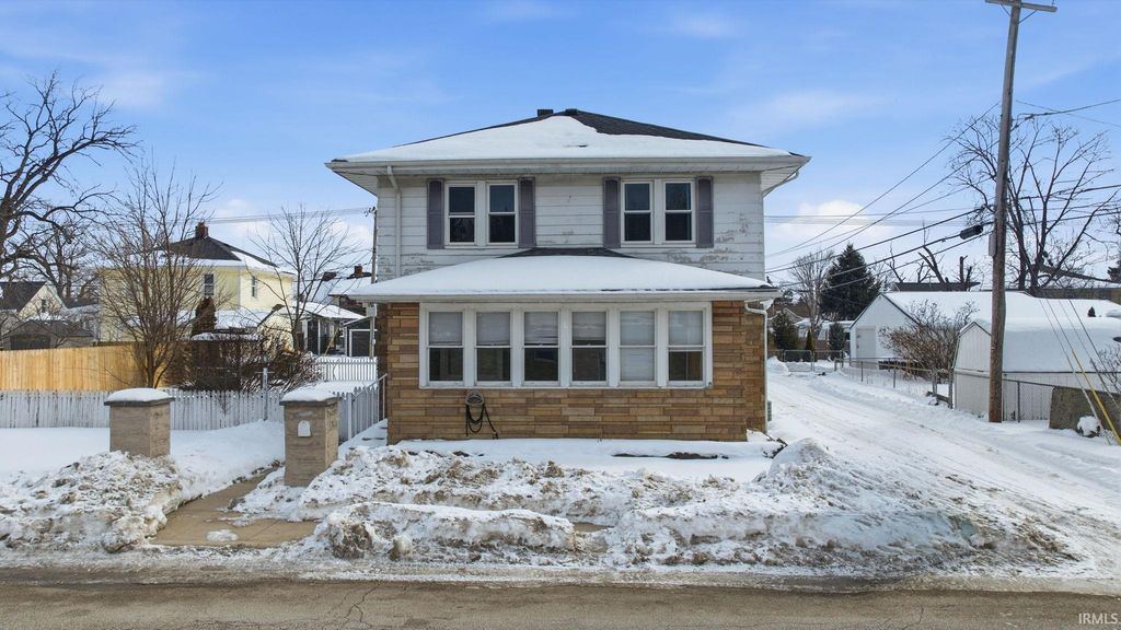 1016 Division Street, Mishawaka, IN 46545