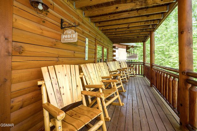 4319 Forest Ridge Way, Pigeon Forge, TN 37863