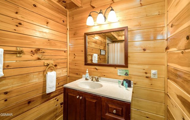 4319 Forest Ridge Way, Pigeon Forge, TN 37863